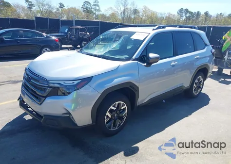 2025 Subaru Forester Premium z USA, uszkodzony, nr VIN JF2SLDDC0SH471616